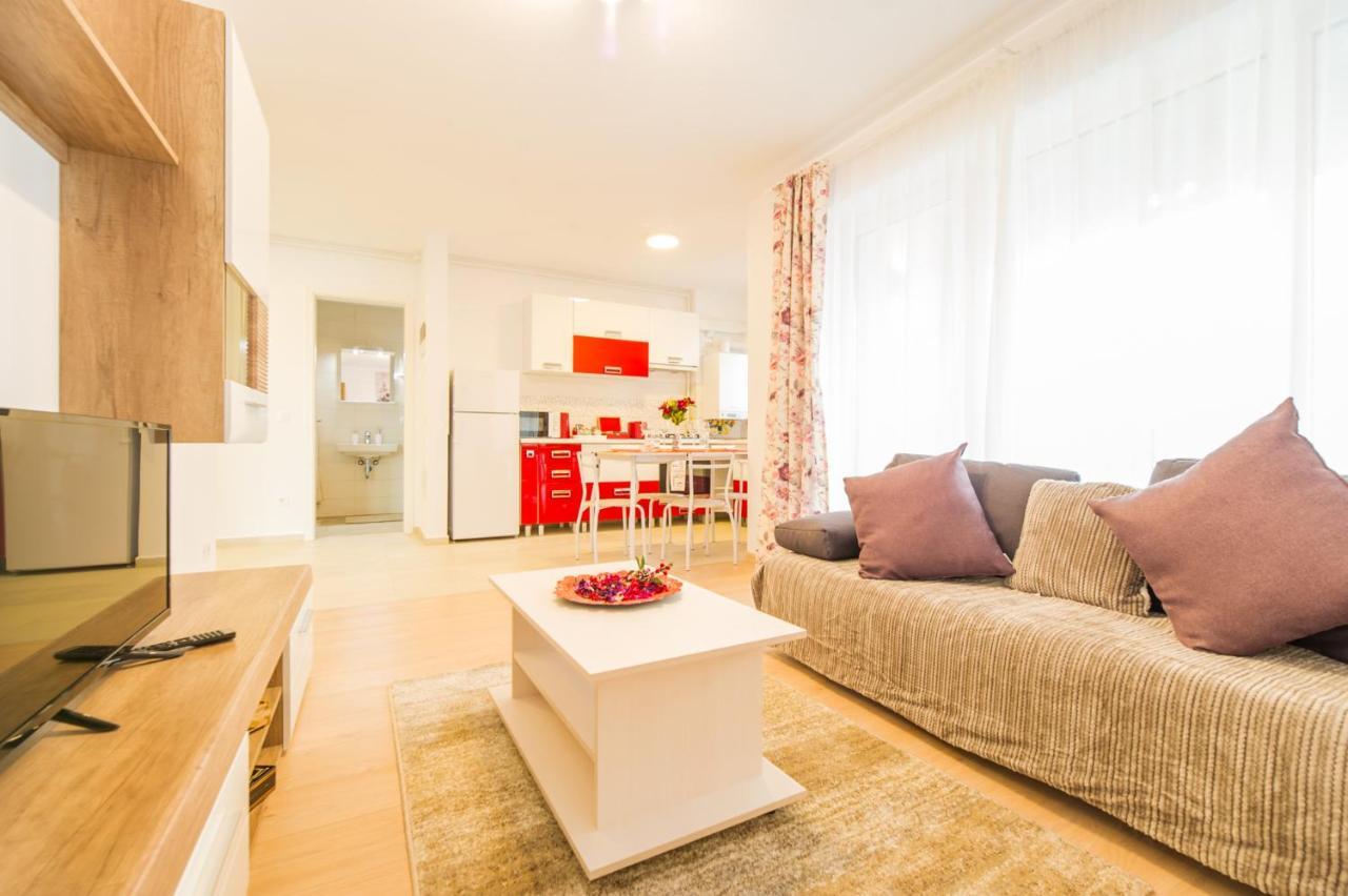 Deluxe Suite Coresi บราชอฟ ภายนอก รูปภาพ