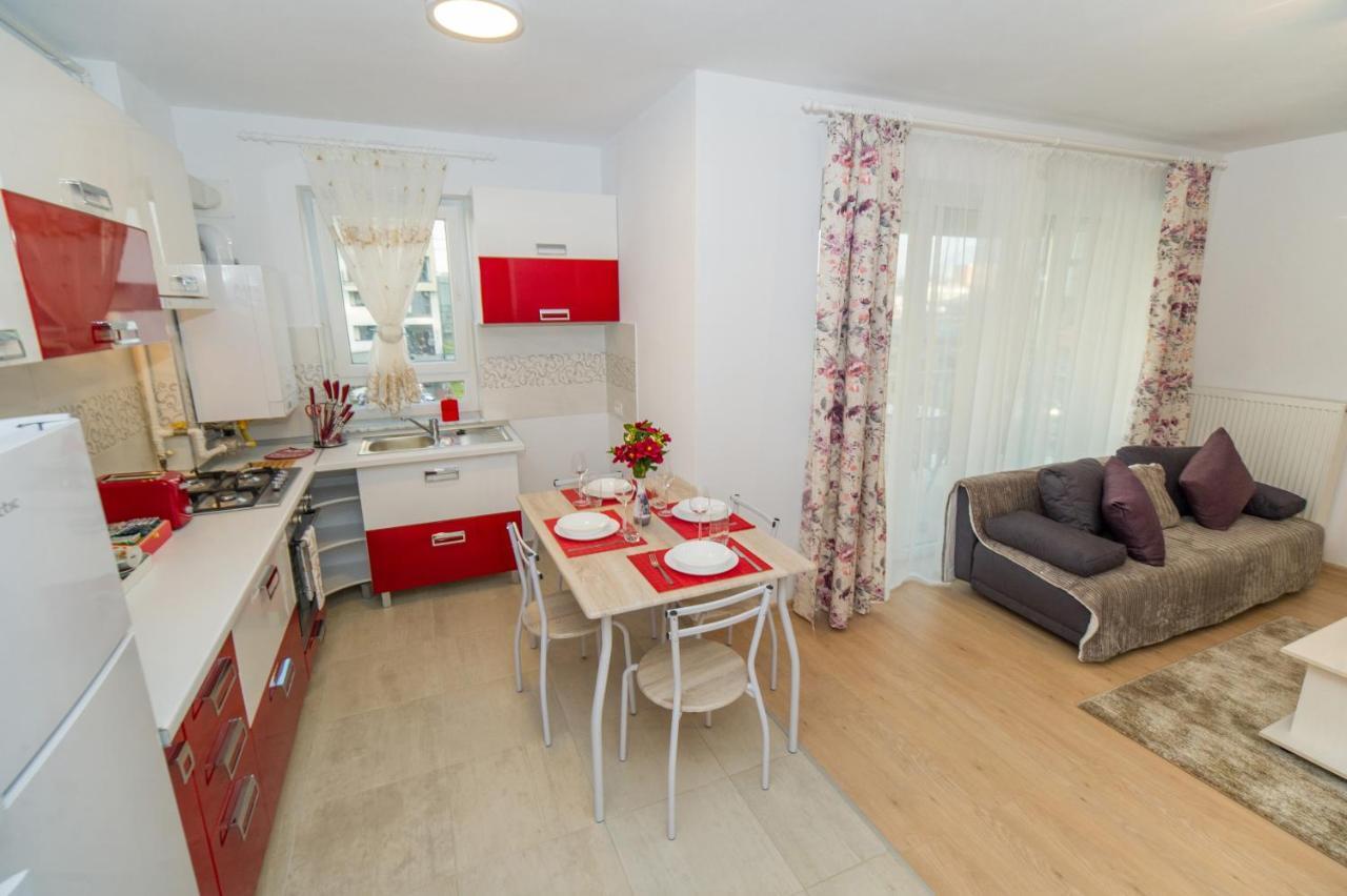 Deluxe Suite Coresi บราชอฟ ภายนอก รูปภาพ